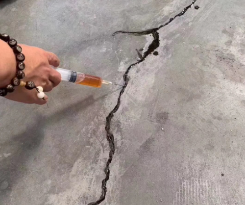 桑植混凝土裂缝修补技术详解​